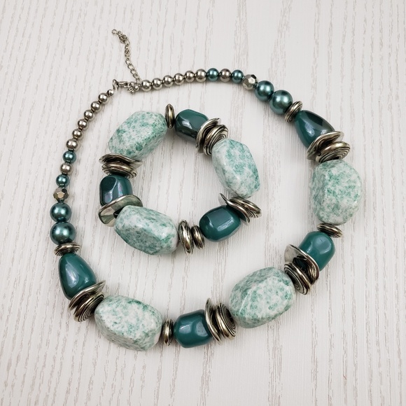 Jewelmint Turquoise Silver Tone Necklace Bracelet - Picture 1 of 8